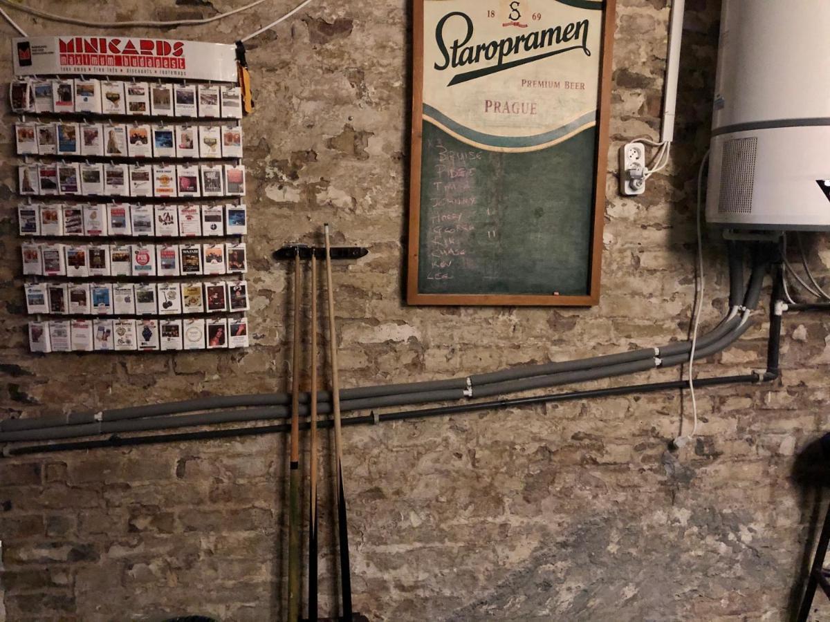 Whole Basement Former Pub2 For Stag Do, Men'S Cave Budapeste Exterior foto
