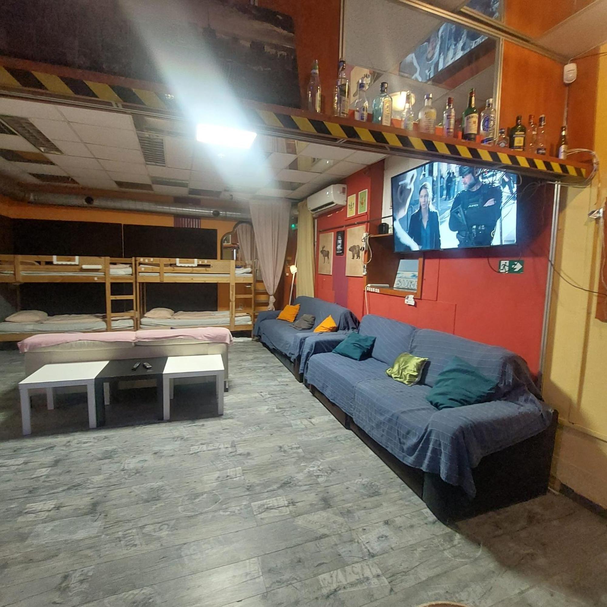 Whole Basement Former Pub2 For Stag Do, Men'S Cave Budapeste Exterior foto